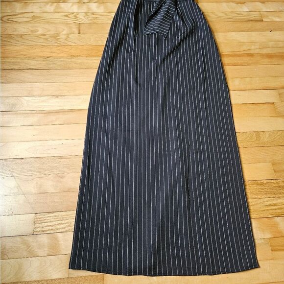 Haute Monde Pinstriped Maxi Dress - Picture 4 of 9